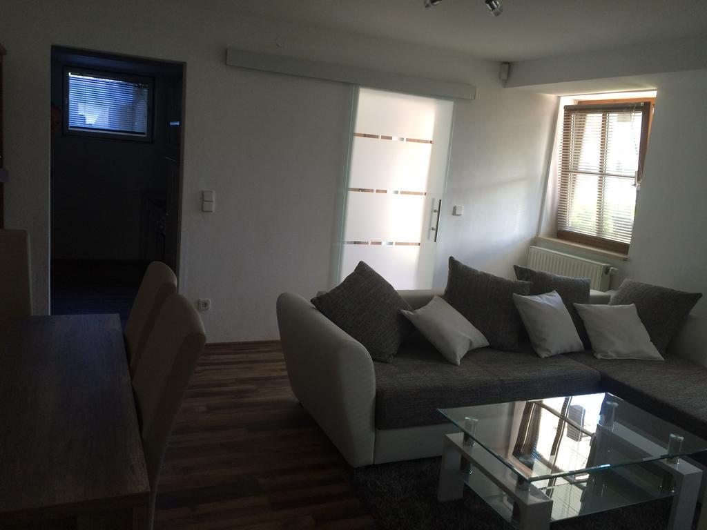 L&L Lodge Günding 外观 照片